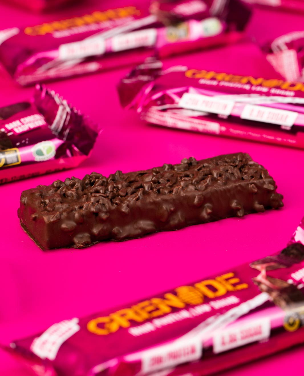 Grenade Protein Bar Dark Chocolate Raspberry eiwitreep – sfeerfoto 1