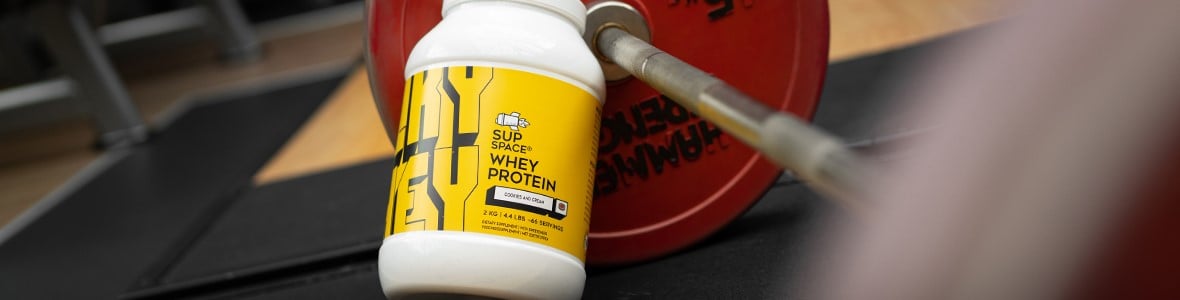 Wat is whey en wat heb je eraan? 
